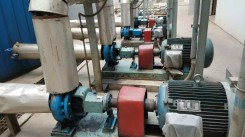 清水(shui)離心泵使(shi)用現場